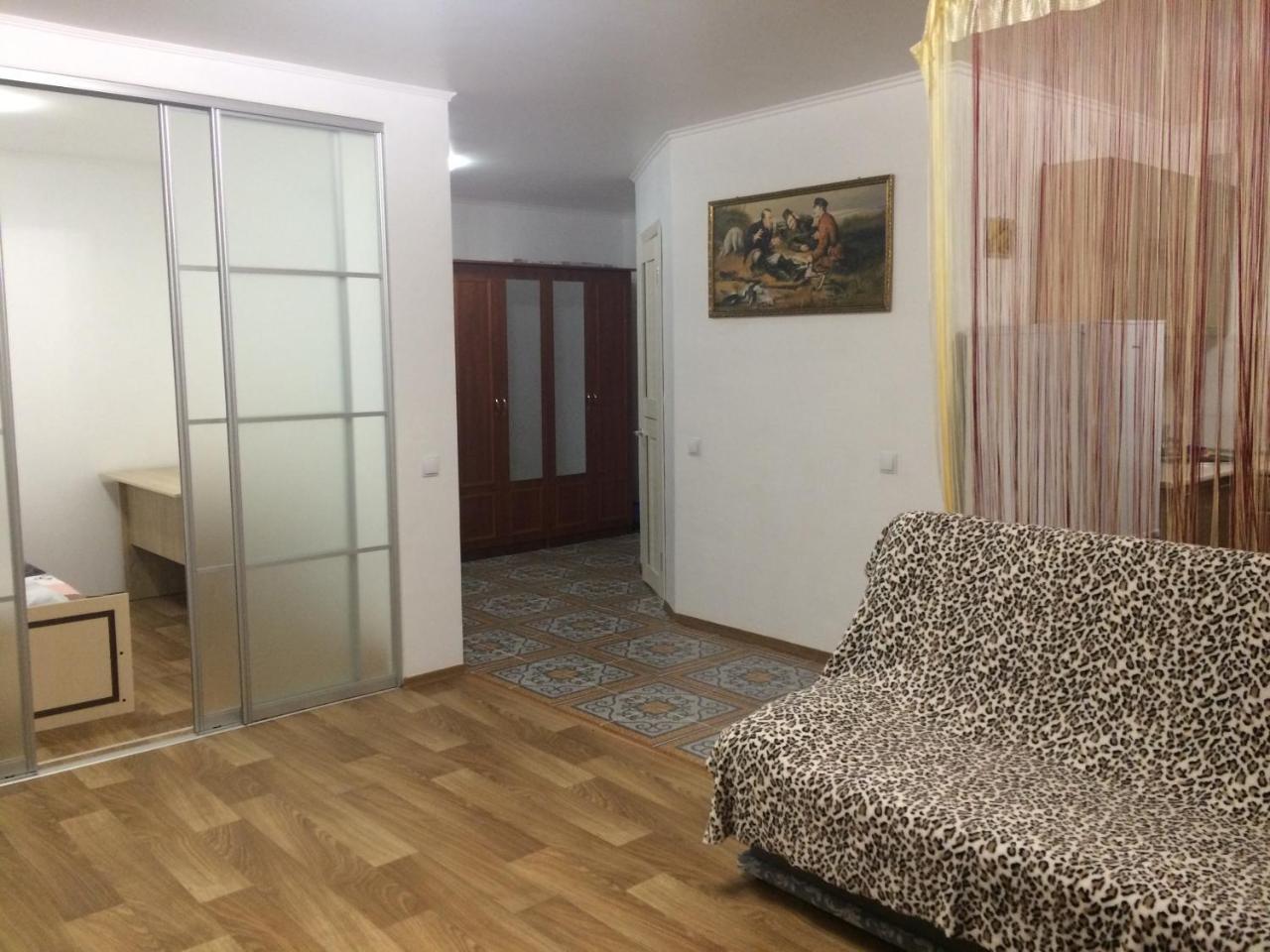 Studio Apartment In Center Полтава Экстерьер фото